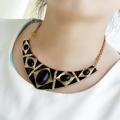 Retro Style Gemstone Embellished Ellipse Shape Necklace For Women black