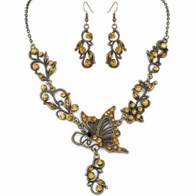 A Suit of Charming Rhinestone Butterfly Hollow Out Necklace and Earrings For Women