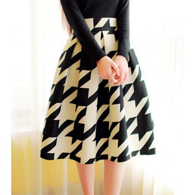 Vintage High-Waisted Houndstooth Ruffled Skirt For Women white black