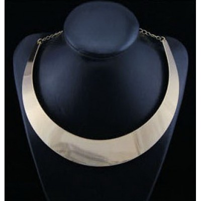 Fashion Ringlike Pendant Alloy Necklace For Women